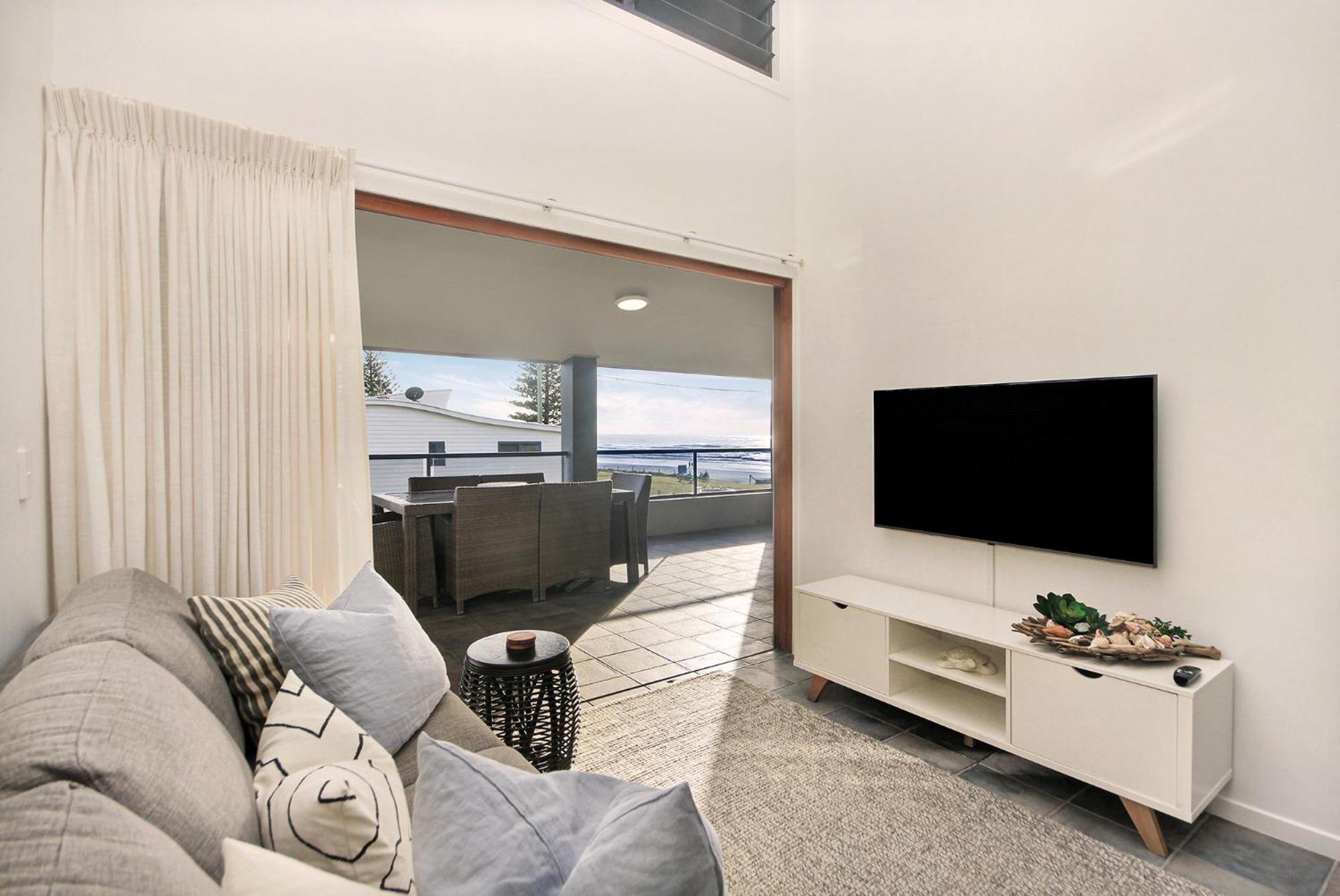 Lennox Holiday Apartments 레녹스해드 외부 사진