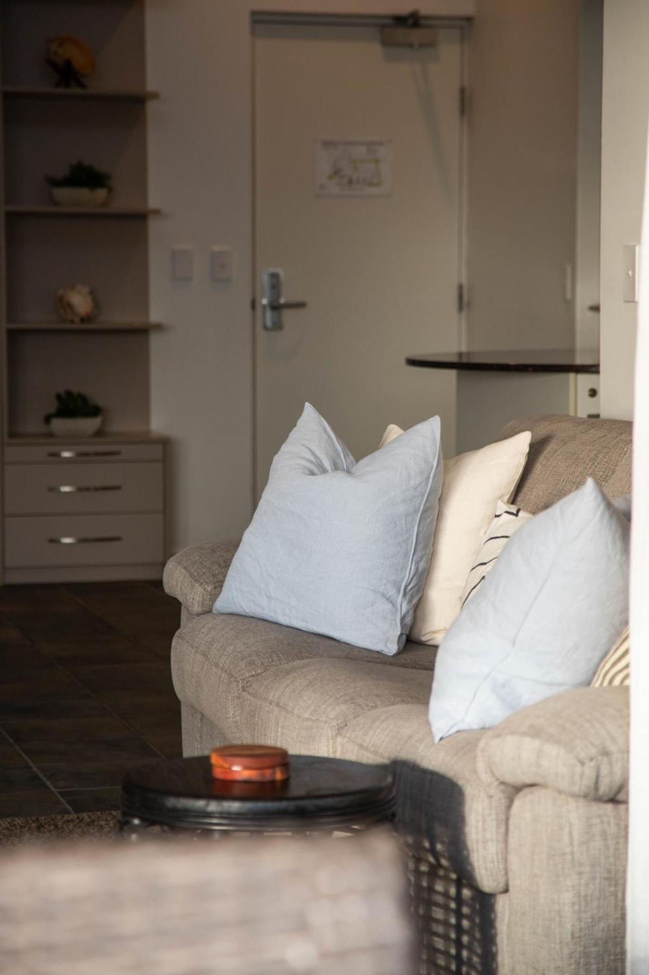 Lennox Holiday Apartments 레녹스해드 외부 사진