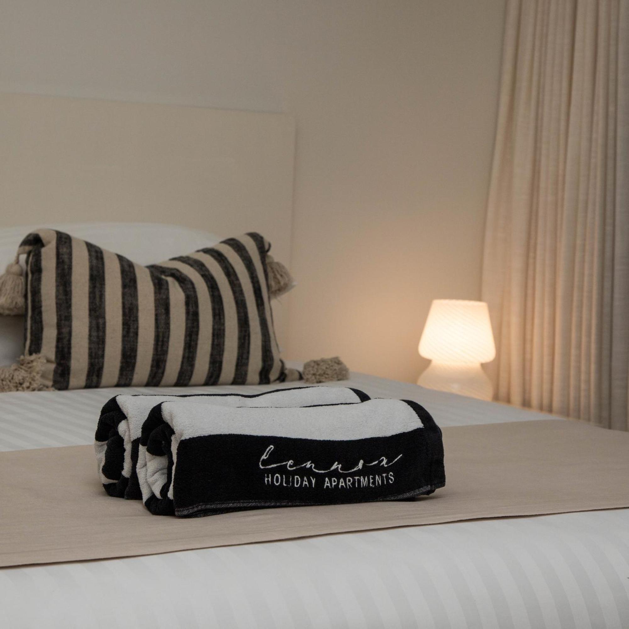 Lennox Holiday Apartments 레녹스해드 외부 사진