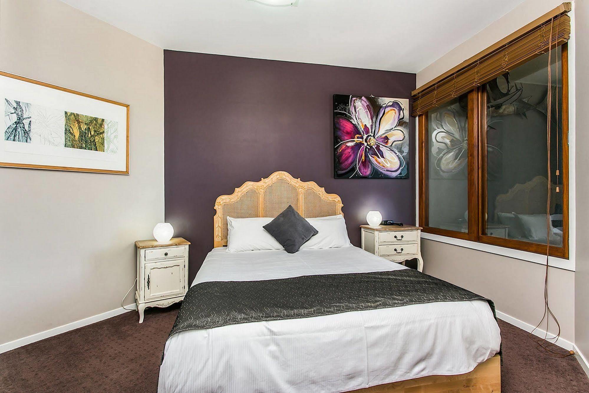 Lennox Holiday Apartments 레녹스해드 외부 사진